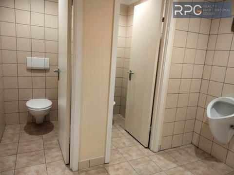 комерційна за адресою Музейний пров., 4