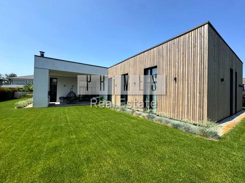 будинок за адресою Яблунева