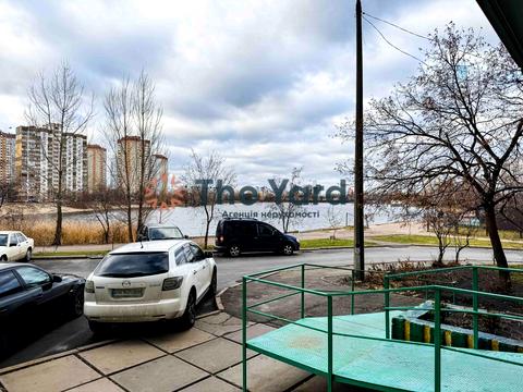 квартира за адресою Ревуцького вул., 4