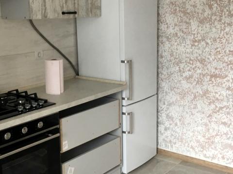 квартира за адресою Андрія Мельника вул., 10