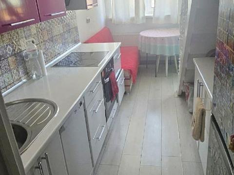 квартира по адресу 10-го Апреля ул., 4