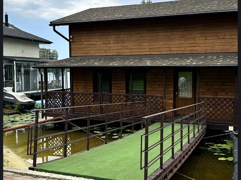 будинок за адресою Золоче