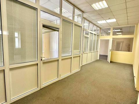 комерційна за адресою Михайлівська вул., 12-Б