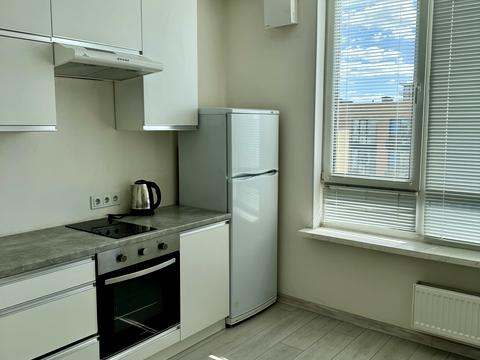 квартира за адресою Салютна вул., 2к6