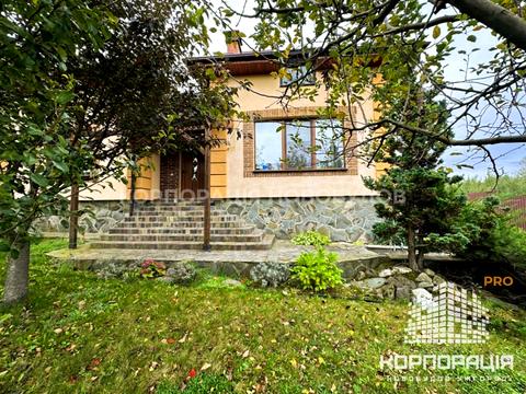дом по адресу Центральна, 1