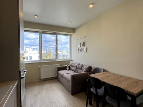 квартира за адресою Героїв Крут вул., 4-Б