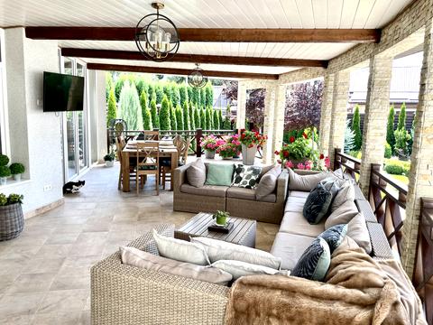 дом по адресу Яслинская ул.