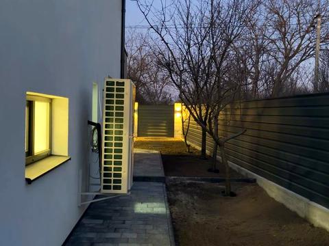 будинок за адресою Джерельна вул., 87