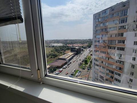 квартира за адресою Академіка Сахарова вул., 38