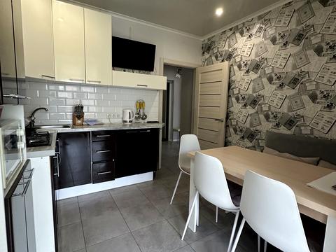 квартира за адресою Соборна вул., 126/13