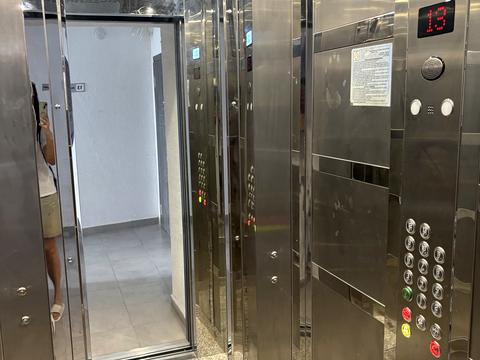 квартира по адресу Высочана ул., 40