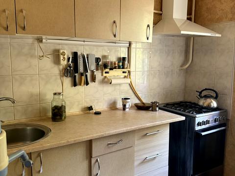 квартира за адресою Космонавтів вул., 33