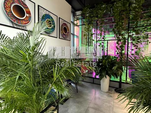 коммерческая по адресу Андрея Верхогляда ул. (Михайла Драгомирова), 17-Б