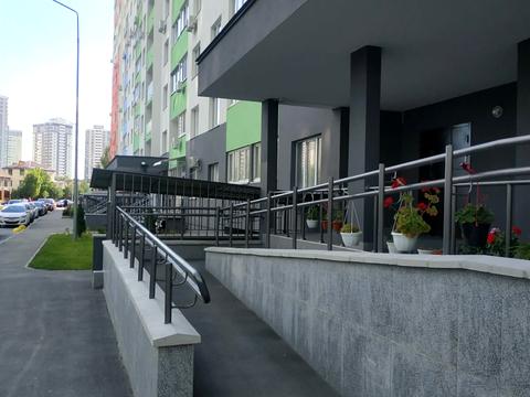 квартира за адресою Василя Симоненка вул., 105
