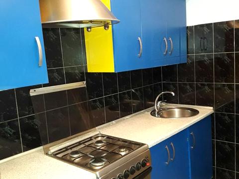 квартира за адресою Державності вул., 25