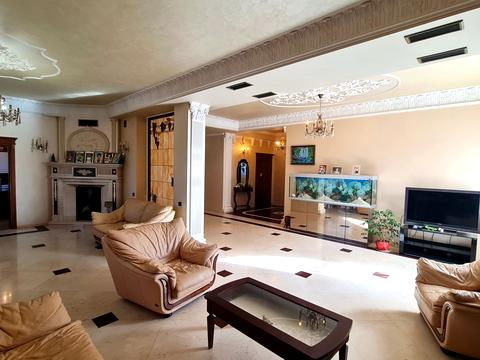 коммерческая по адресу Стрыйская ул., 250