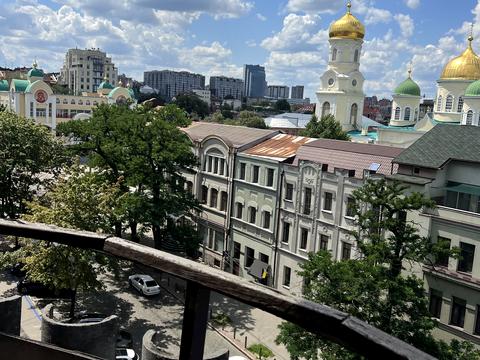 квартира за адресою Михайла Грушевського вул. (Карла Лібкнехта), 1