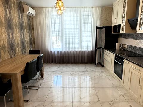 квартира по адресу Дніпровська  набережна, 16 Г