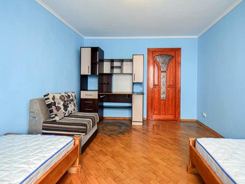 квартира за адресою Корольова, 7