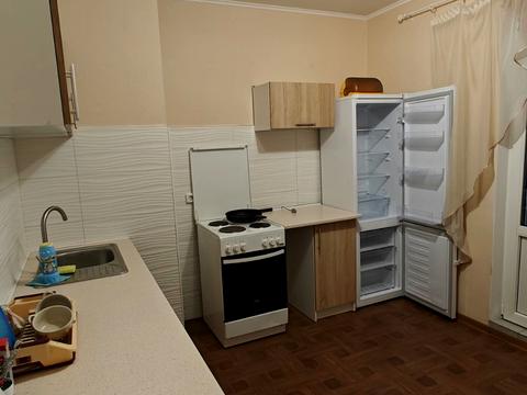 квартира за адресою Ревуцького вул., 54
