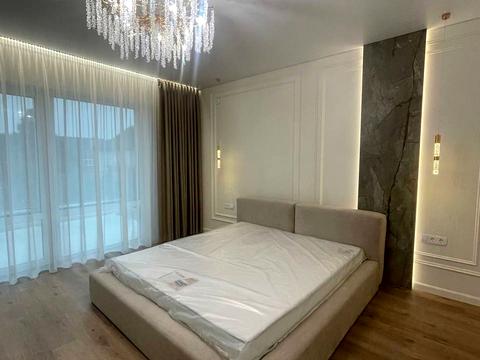 будинок за адресою Травнева