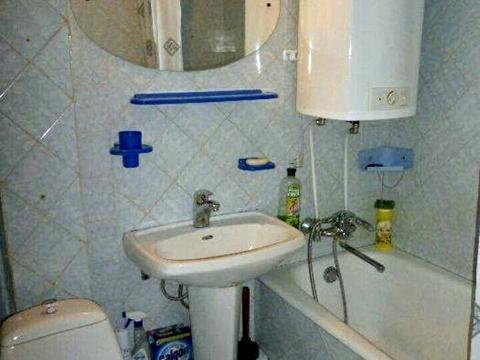 квартира за адресою Космонавтів вул., 42