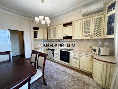 квартира по адресу Василия Тютюнника ул. (Анрі Барбюса), 37/1