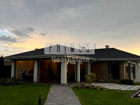 будинок за адресою Лісова