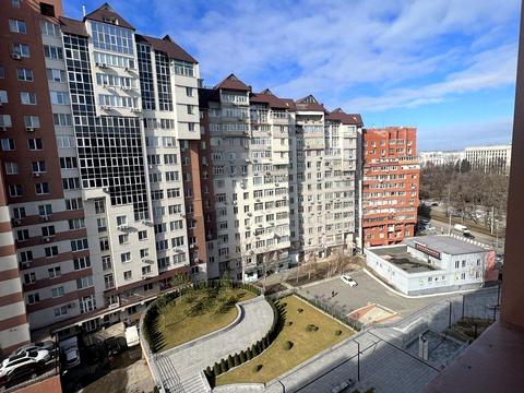 квартира за адресою Кучеревського бульв., 1