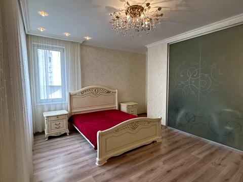 квартира за адресою Середньофонтанська вул., 19-А