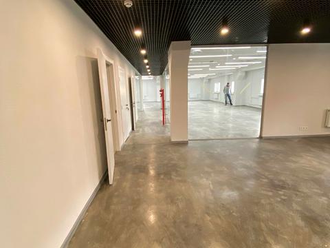 комерційна за адресою Князів Острозьких вул. (Московська), 23