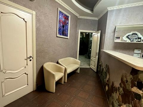 коммерческая по адресу Петра Калнишевського ул. (Михайла Майорова), 7