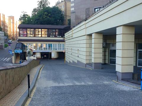 коммерческая по адресу Глубочицкая ул., 32-А