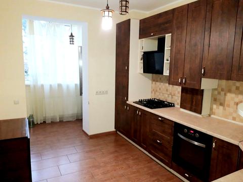 квартира за адресою Тищенка вул., 21