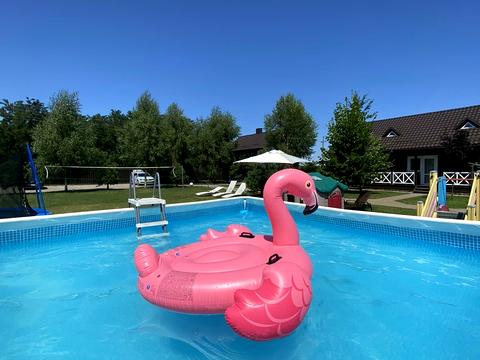 комерційна за адресою Незалежності вул., 8