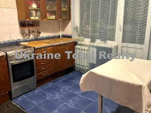 квартира за адресою Патріарха Мстислава Скрипника вул., 9