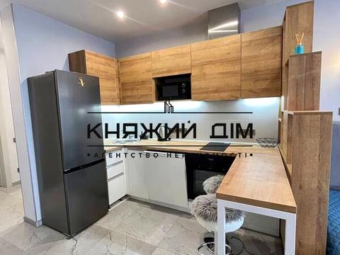 квартира за адресою Дніпровська набережна вул., 17В
