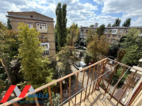 квартира за адресою Лондонська вул. (Пітерська), 2