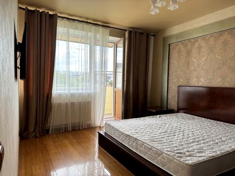 квартира за адресою В'ячеслава Чорновола вул., 93е