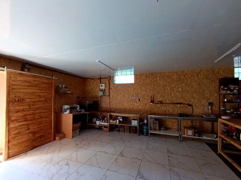 коммерческая по адресу Гагаріна, 42а
