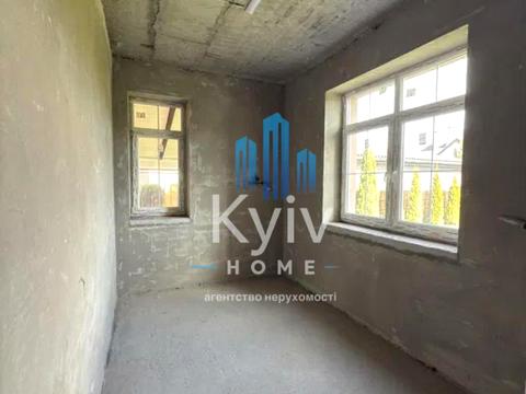 будинок за адресою Набережна