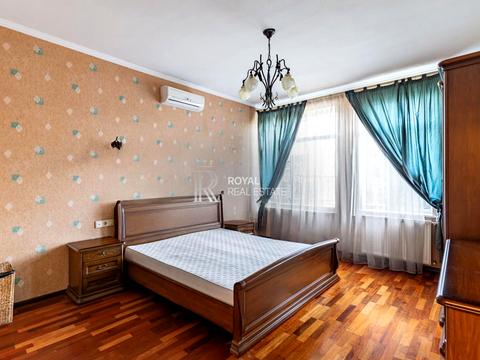 будинок за адресою Київ, Огіркова вул.