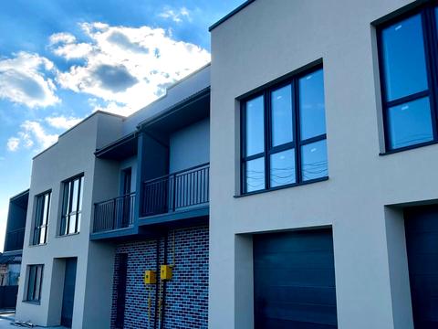 будинок за адресою Дорошенка, 8