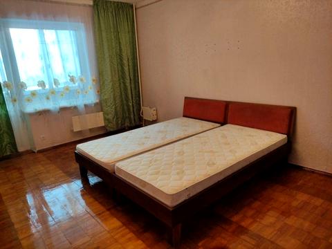 квартира по адресу Ревуцкого ул., 35