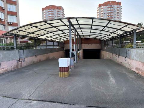 паркоместо по адресу бульвар Верховної Ради, 21А
