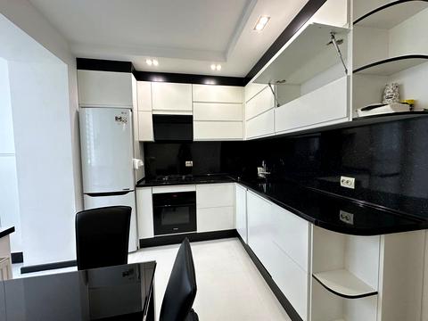 квартира за адресою Довженка вул., 51