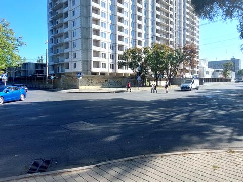 квартира за адресою Одеса, Героїв Крут вул. (Валентини Терешкової), 27а