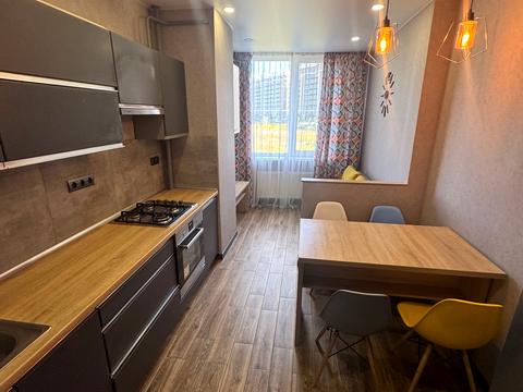квартира за адресою Яблунева вул., 11