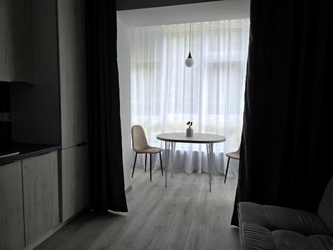 квартира за адресою Максима Залізняка пров., 8