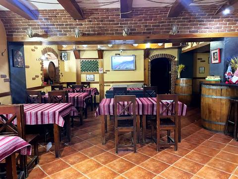 комерційна за адресою Вацлава Гавела бульв. (Івана Лепсе), 49